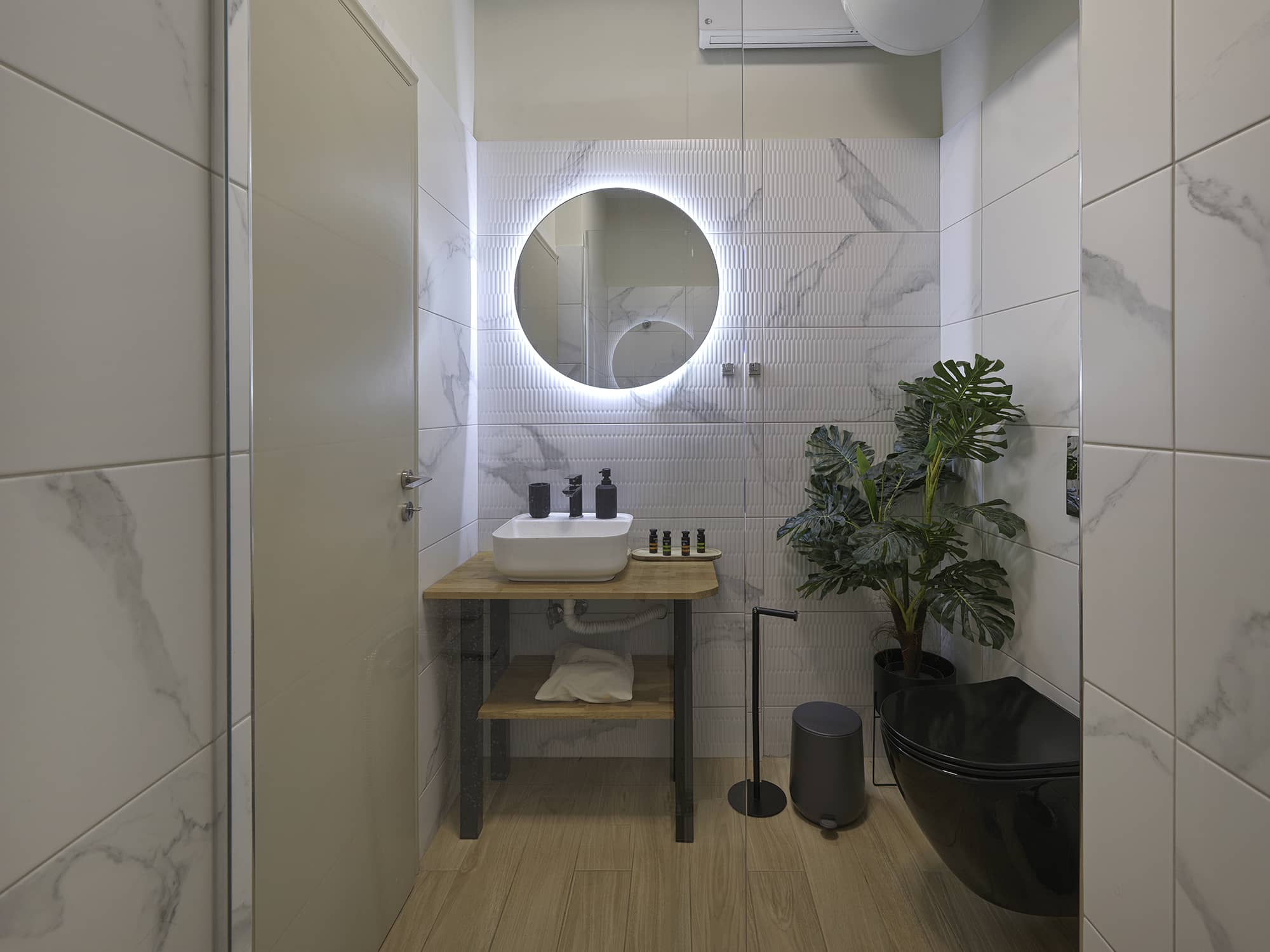 11 Signature Studio Apt (3)