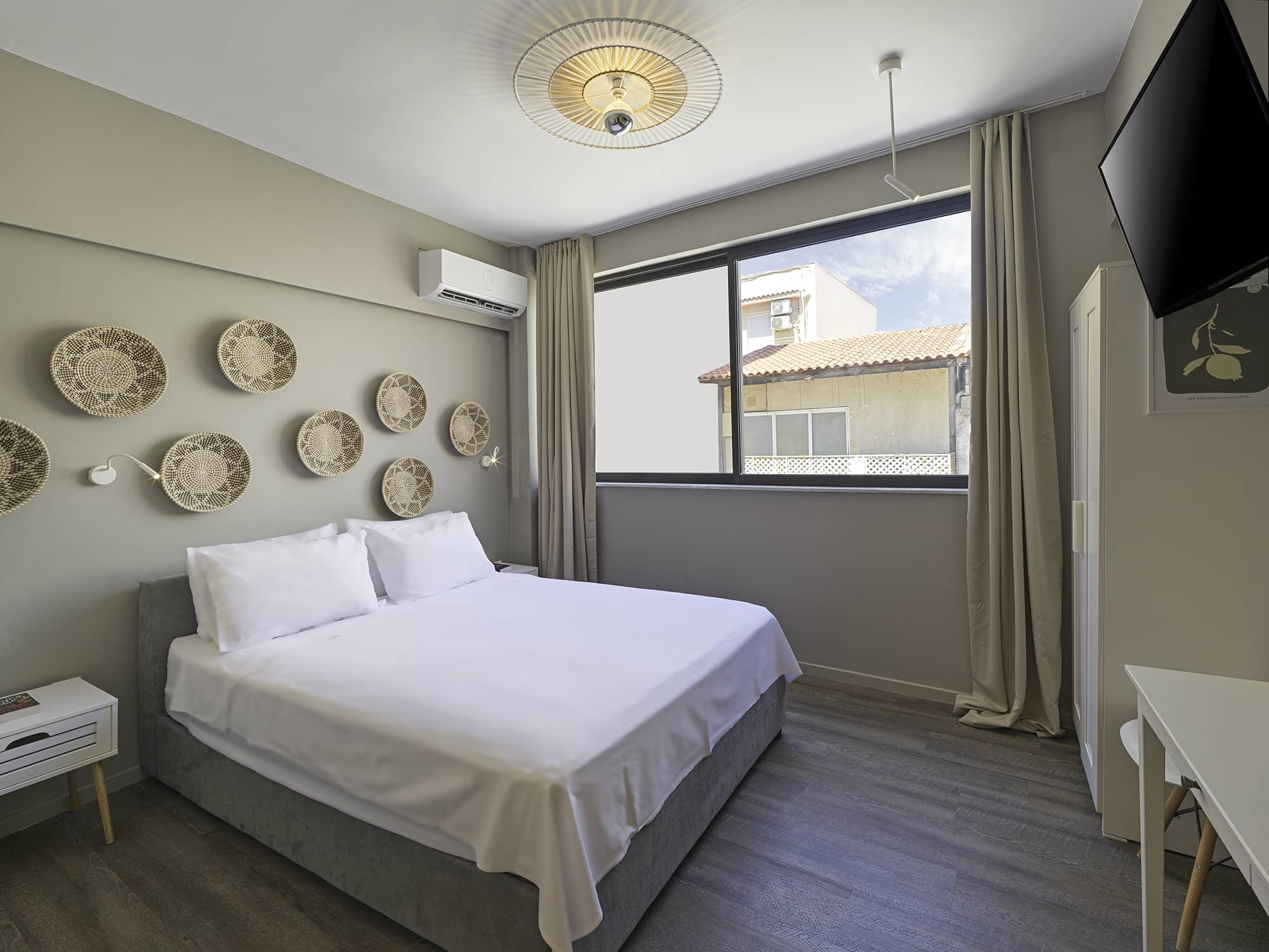 Signature 2-BDR Apt (1)